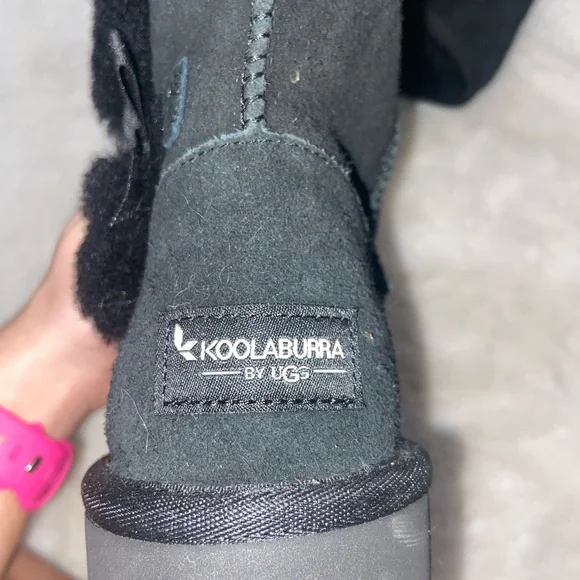 ugh boots - Picture 4 of 6